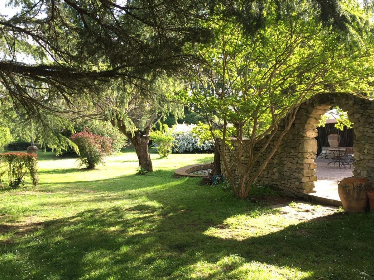 Domaine Des Monges Bed & Breakfast Saint-Seurin-de-Prats Exterior photo