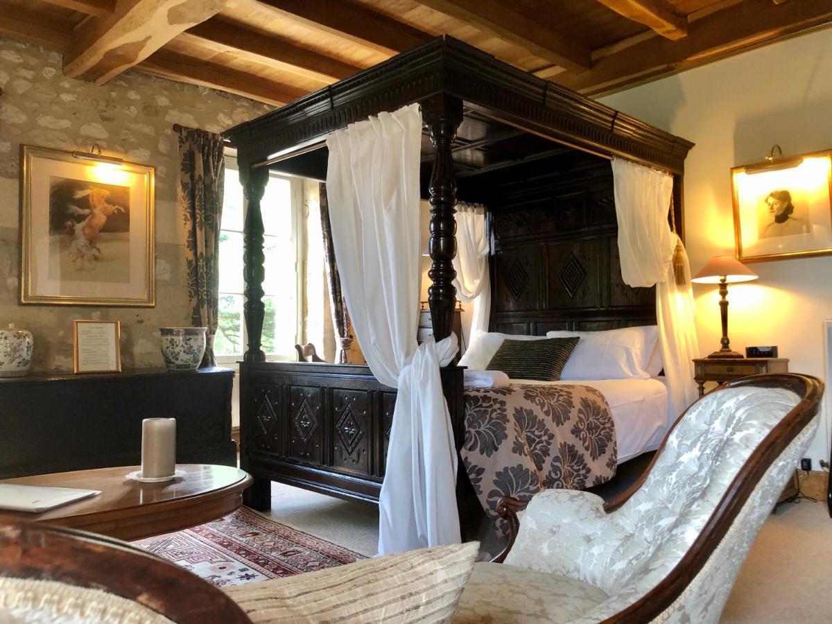 Domaine Des Monges Bed & Breakfast Saint-Seurin-de-Prats Exterior photo