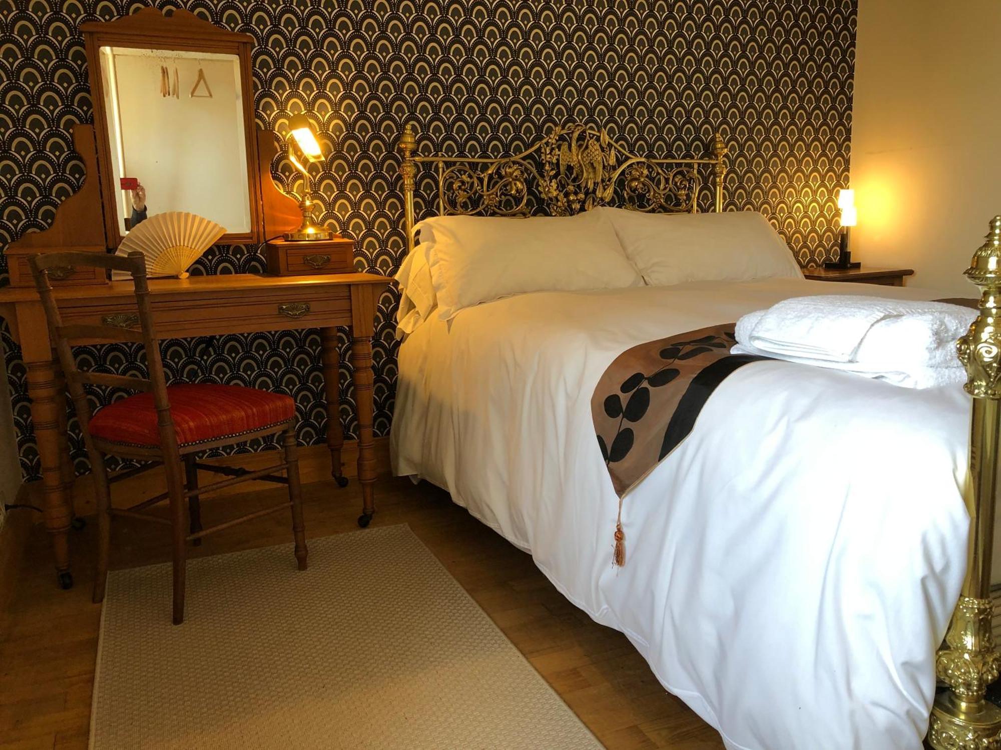 Domaine Des Monges Bed & Breakfast Saint-Seurin-de-Prats Exterior photo